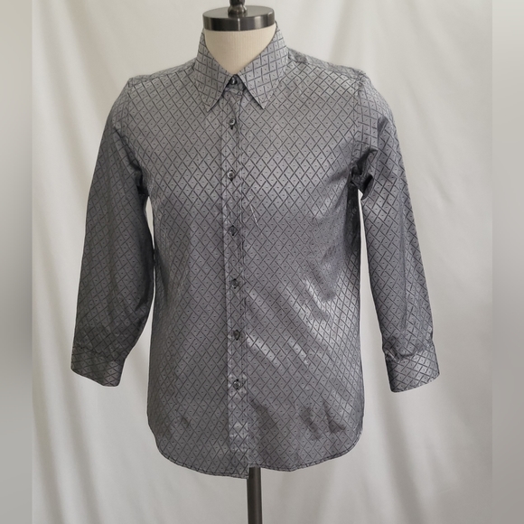 Orvis Button Down Shirt Womens Size 12 Gray Triangle Pattern Long Sleeve Shirt - Picture 1 of 8